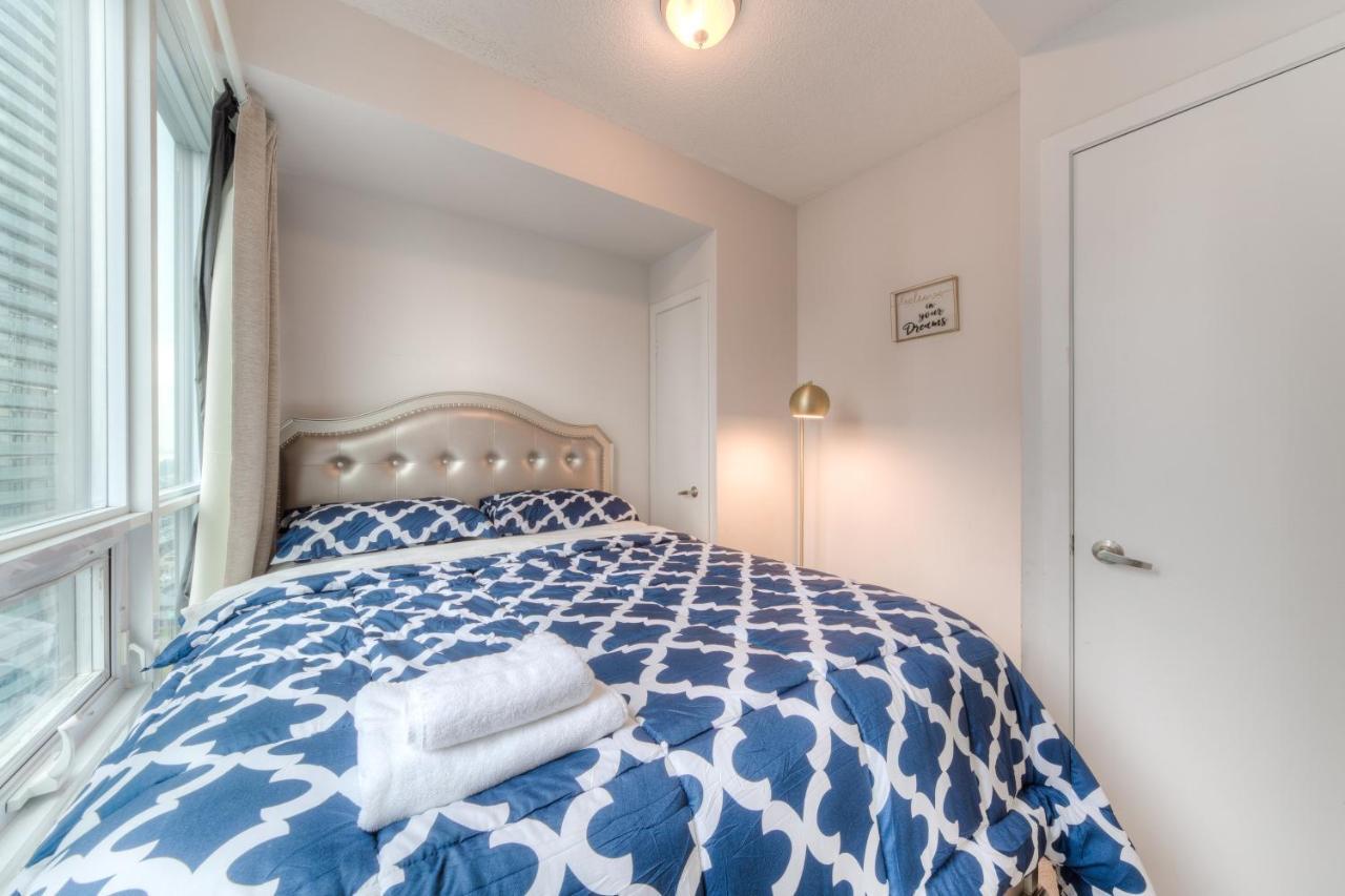 Stylish Newly Furnished Condo With Beautiful Lake View Toronto Eksteriør bilde