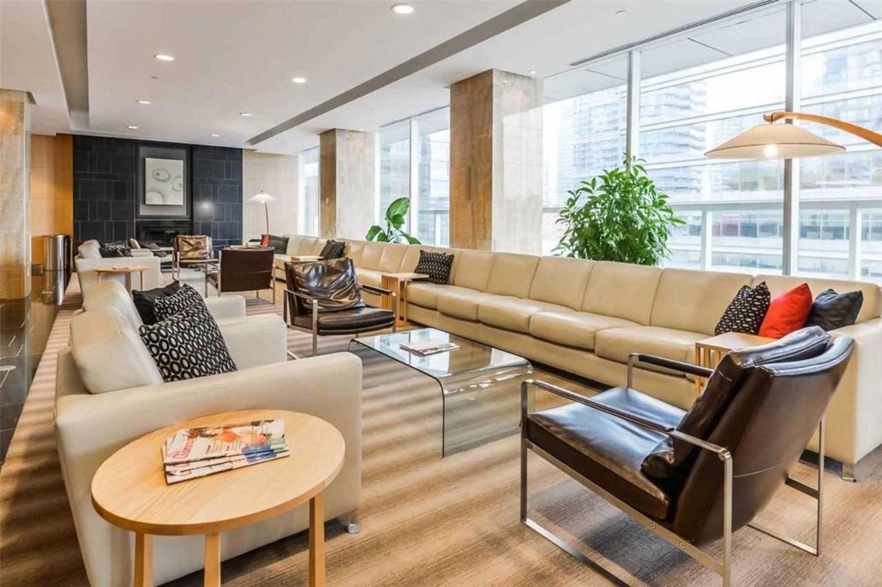 Stylish Newly Furnished Condo With Beautiful Lake View Toronto Eksteriør bilde